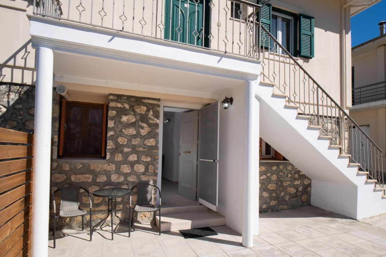Boursinos Cozy Apartments Lefkada City Exterior foto