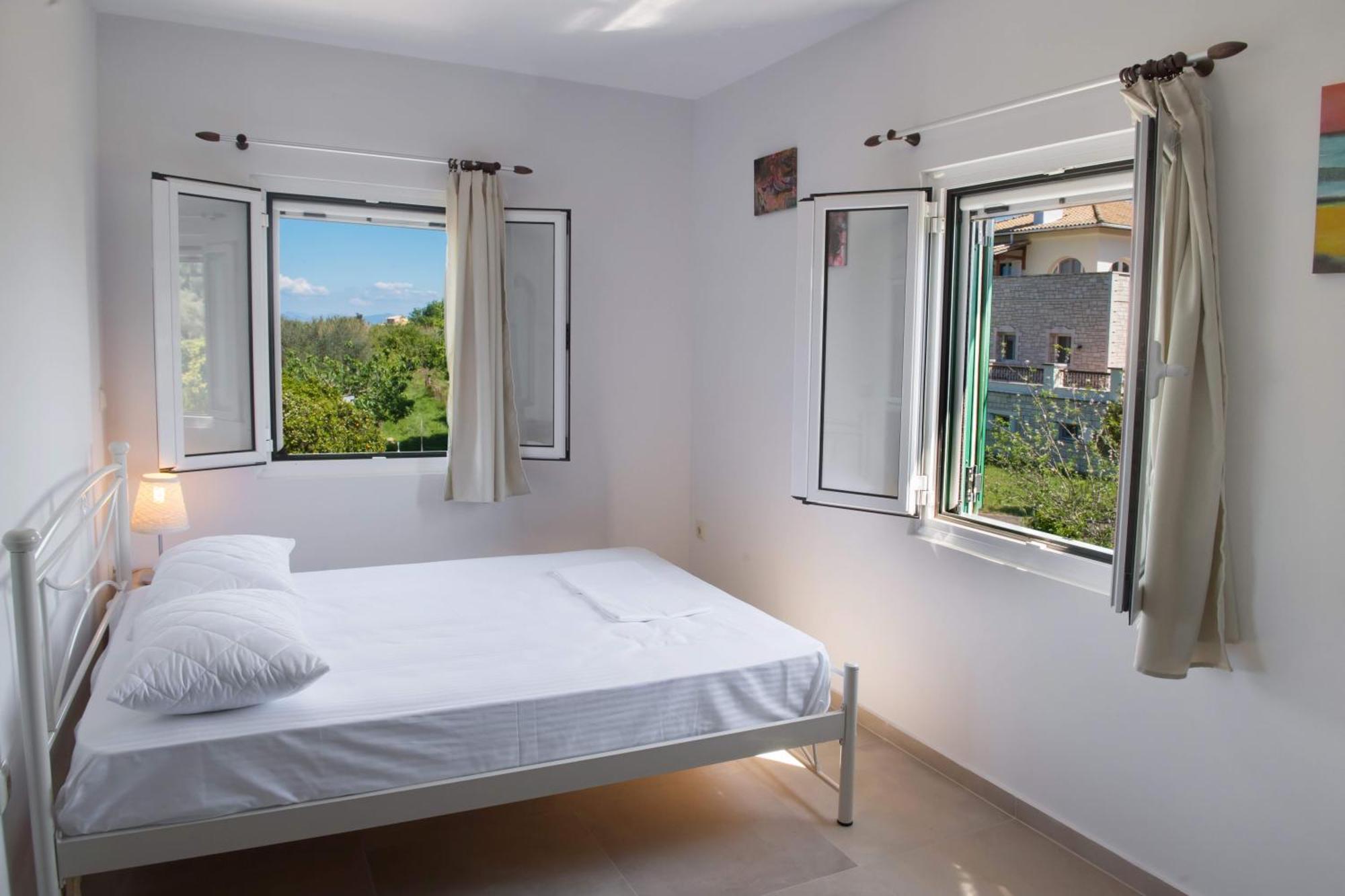 Boursinos Cozy Apartments Lefkada City Exterior foto