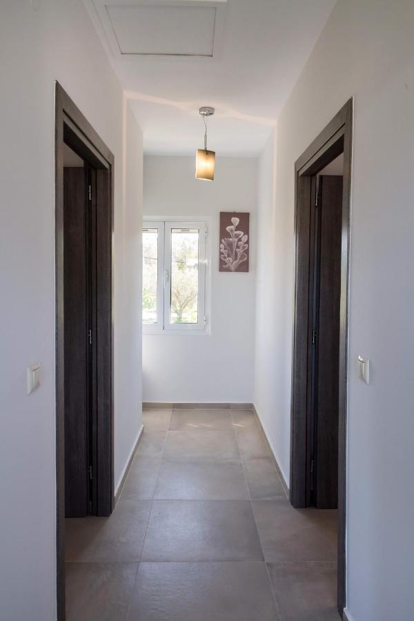 Boursinos Cozy Apartments Lefkada City Exterior foto